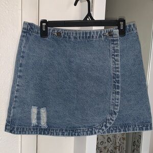 Eesome Distressed Blue Mini Skirt